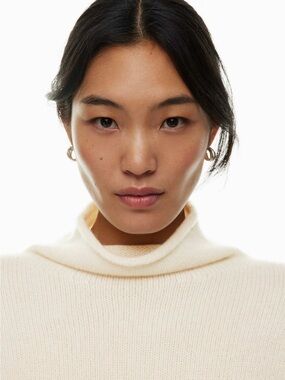 Luxe Cashmere Cyprie Sweater